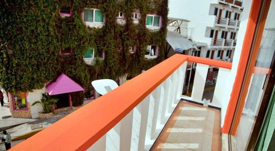 Clara 5Th Avenue Otel Playa del Carmen Dış mekan fotoğraf